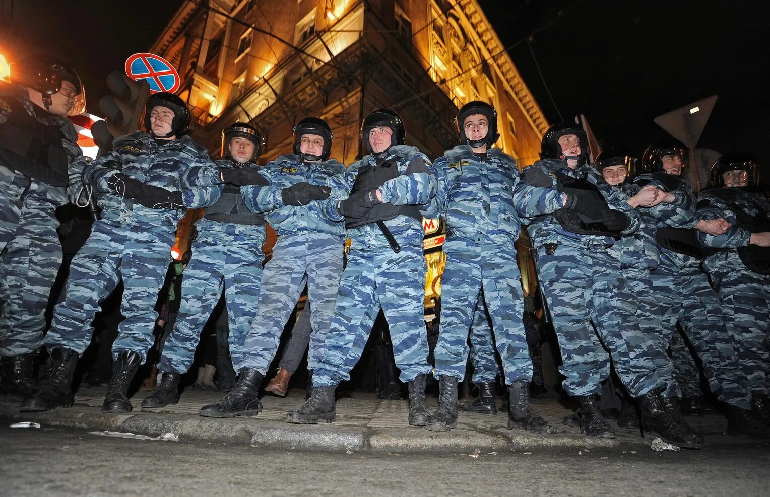 Почему в крокусе не было омона. ОМОН. Полиция ОМОН. ОМОН фото. ОМОН Москва.