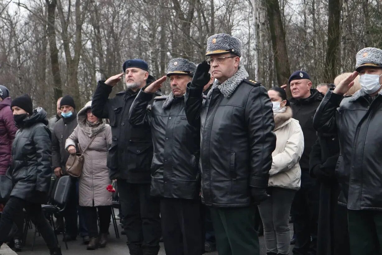 Простились с офицером. В Санкт-Петербурге простились. Вологодский СОБР.