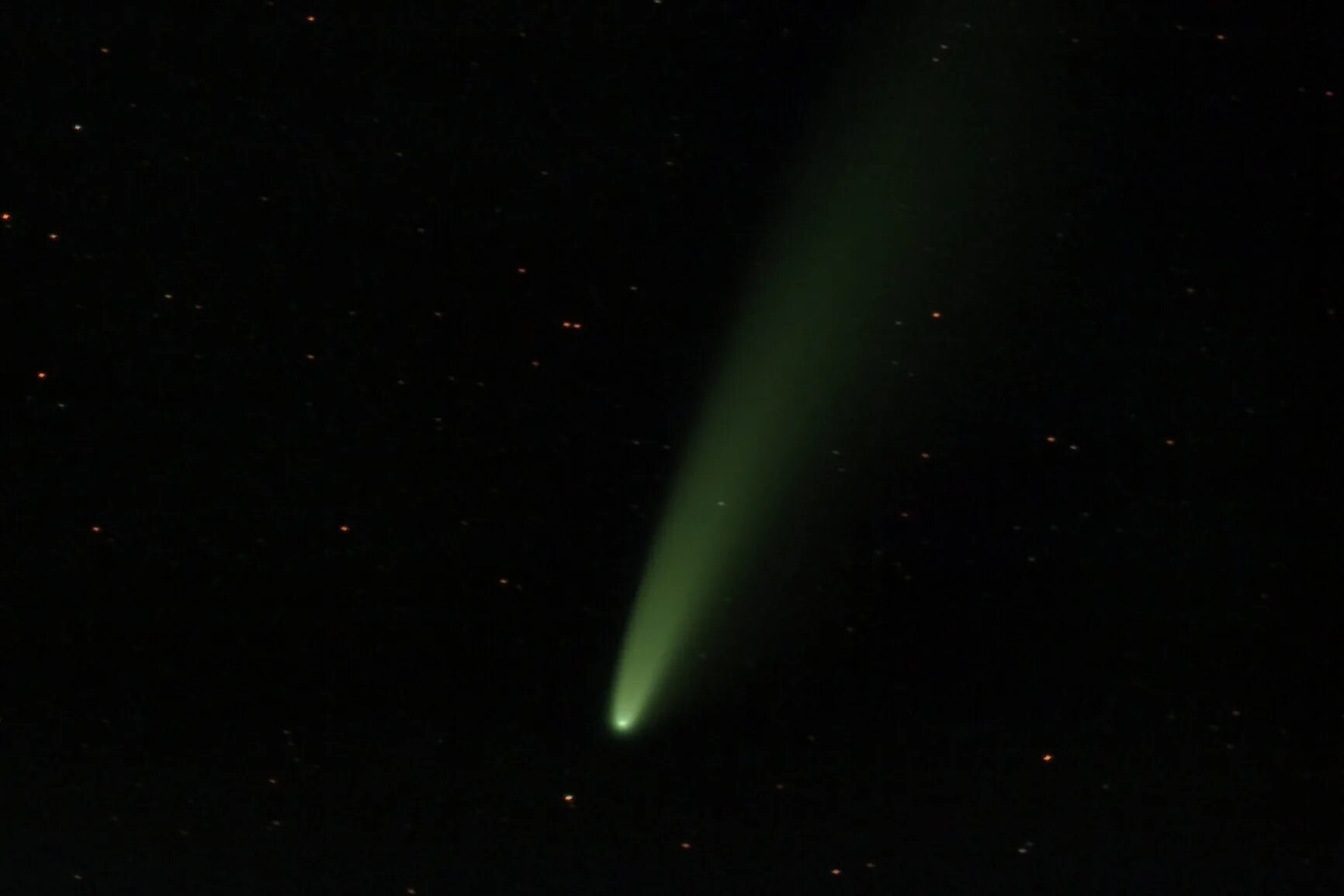 Когда можно увидеть комету в москве. Комета c/2020 f3. Комета неовайз 2020. Комета с 20 f3. С 2020 f3 NEOWISE.