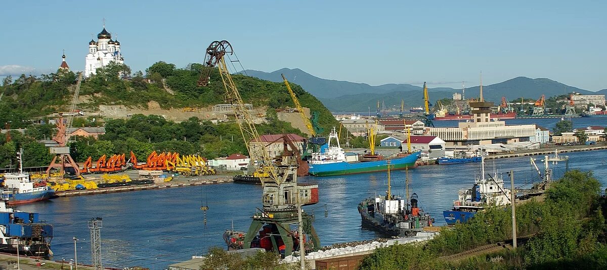 Жизнь в находке. Город находка Приморский край. Находка Приморский край центр города. Порт находка Приморский край. Находка город Приморский край порт.