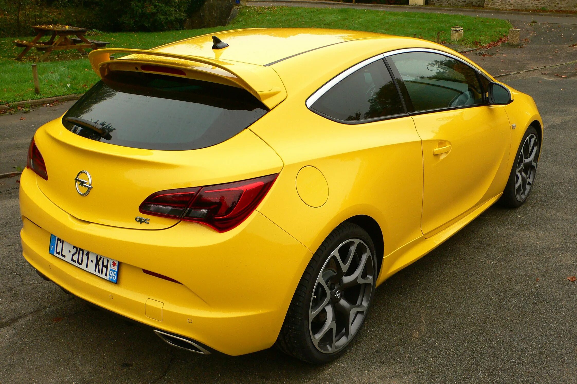 Opel Astra GTC 2013. Opel Astra j GTC 2013. Opel Astra j GTC 2012. Опель Astra j GTC.