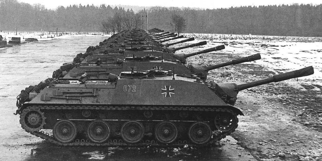 Kanonenjagdpanzer 4-5. САУ JPZ 4-5 Jaguar. Строй немецких танков. Немецкие танки строем