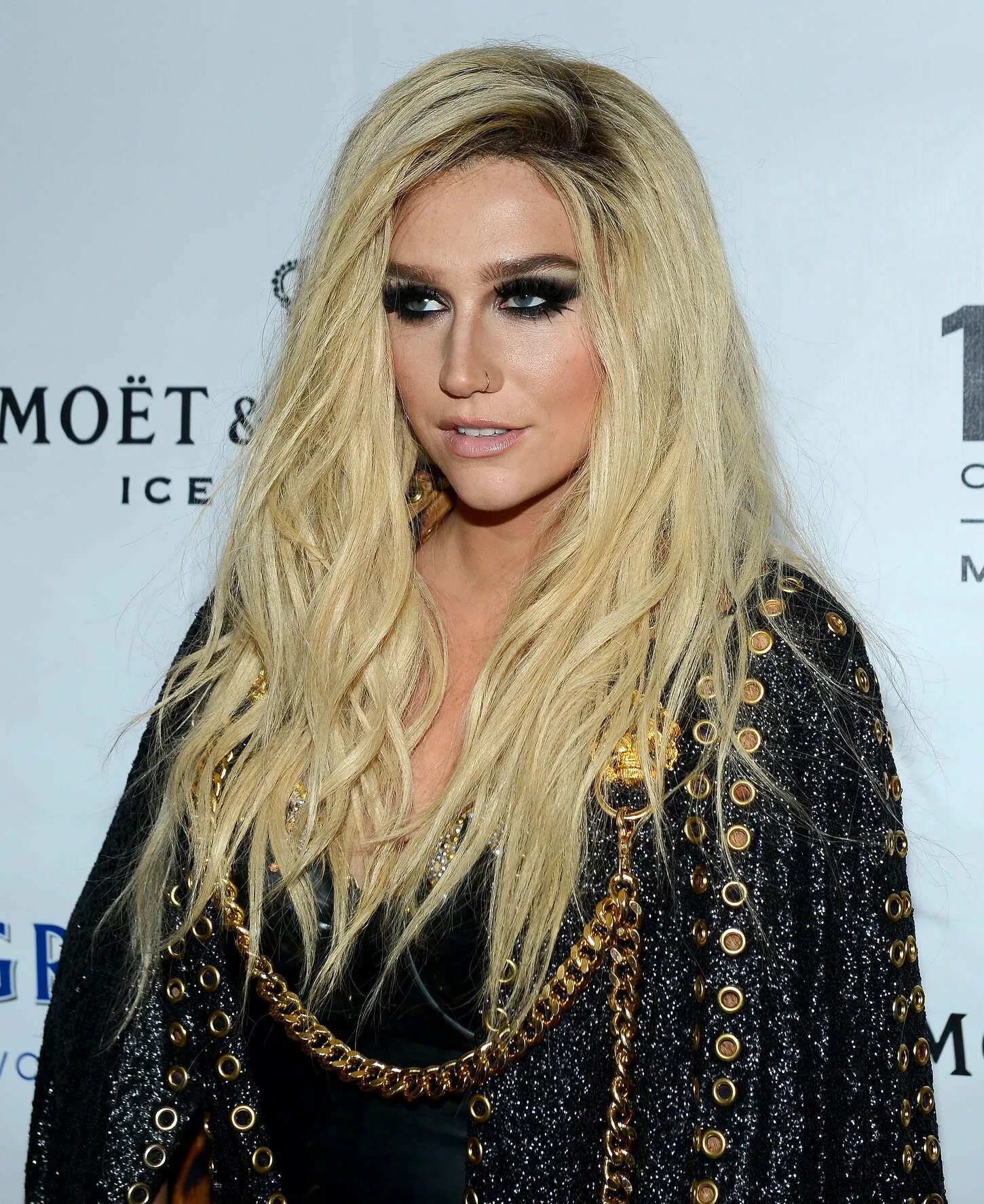 Kesha 2009. Кеша сейчас. Кеша сейчас. Певица кеша сейчас 2022. Кеша сейчас.