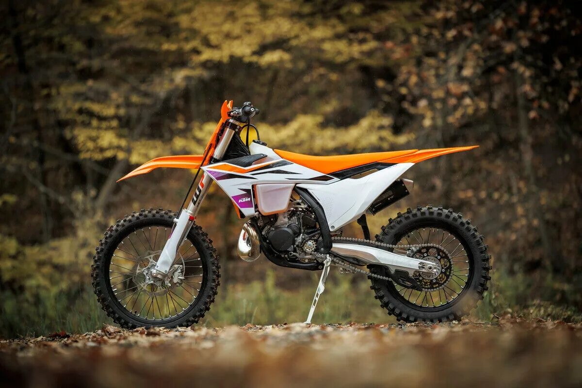 Ктм 2024. Ктм 450 эндуро. Ktm 450 2024. Ktm sxf 250 2011. Ktm 250 sx-f 2024.