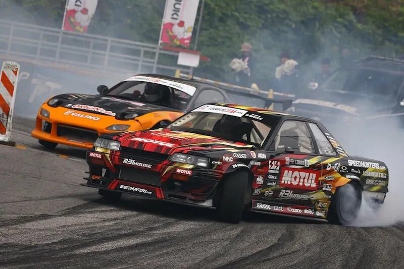 Drift racing 2 большой угол. Skyline r31 дрифт. d1 дрифт. d1gp гоча царь. d1 gp drift.