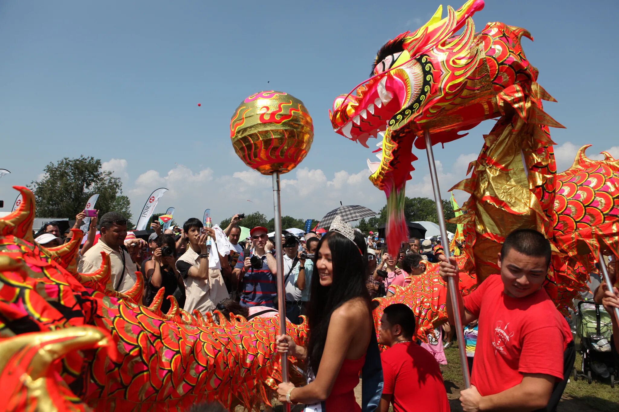 Asian dragon fest 2024. Гонянь. Задник драгон фест. Asian Dragon Fest 2023. Гонянь детский.