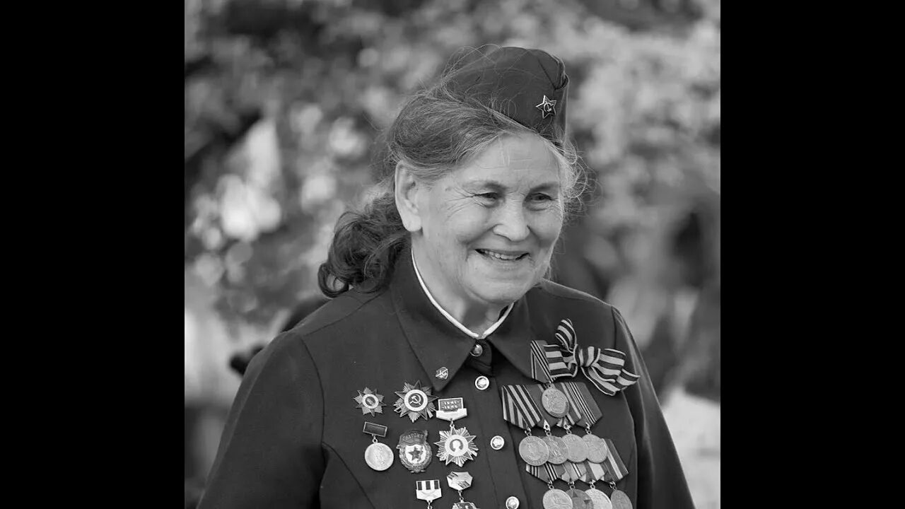 Вот какая бабушка просто молодец. Анимационная бабушка. Вот какая бабушка. Бурановские бабушки мемы. , дедушка (какой) —.