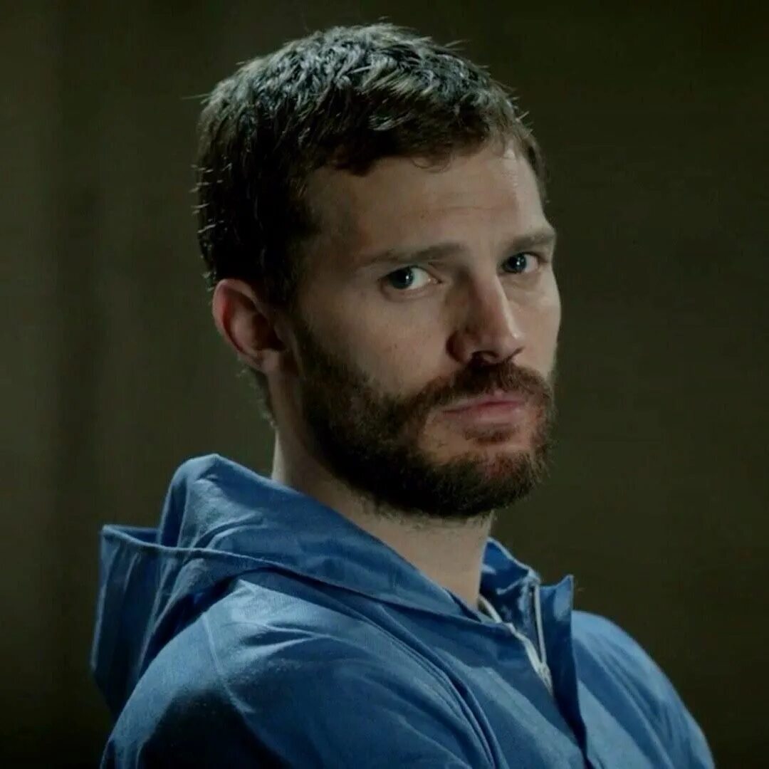 Джейми дорнан крах. Джейми дорнан в сериале the fall. Сериал крах пол спектор. Дорнан крах. Дорнан крах.