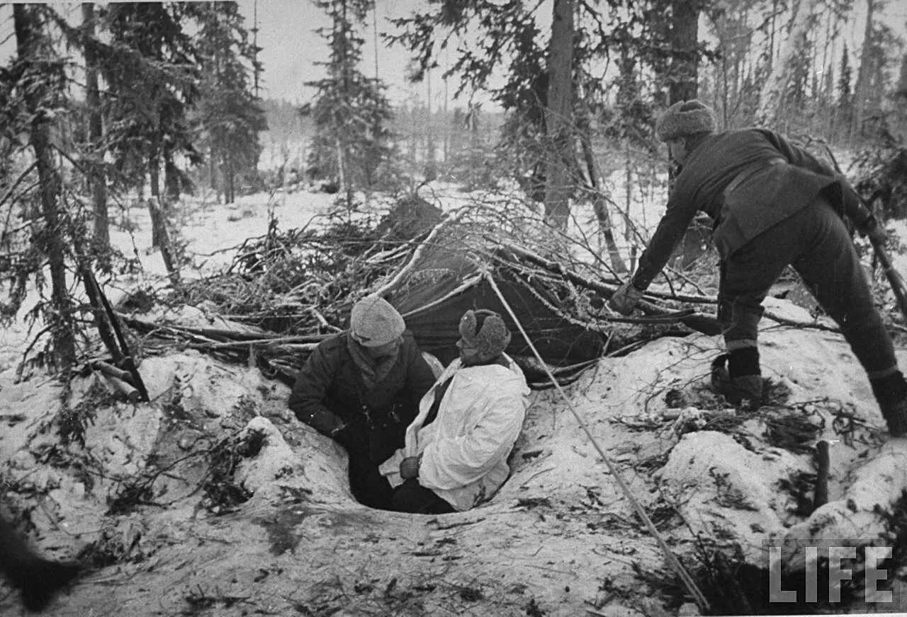 Землянка военных лет. Финны 1941.
