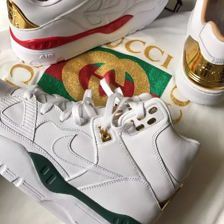 Гуччи найк. Nike Air Force Gucci. Найк форсы гуччи. Коллаборация найк и гуччи. Nike коллаборация гуччи.