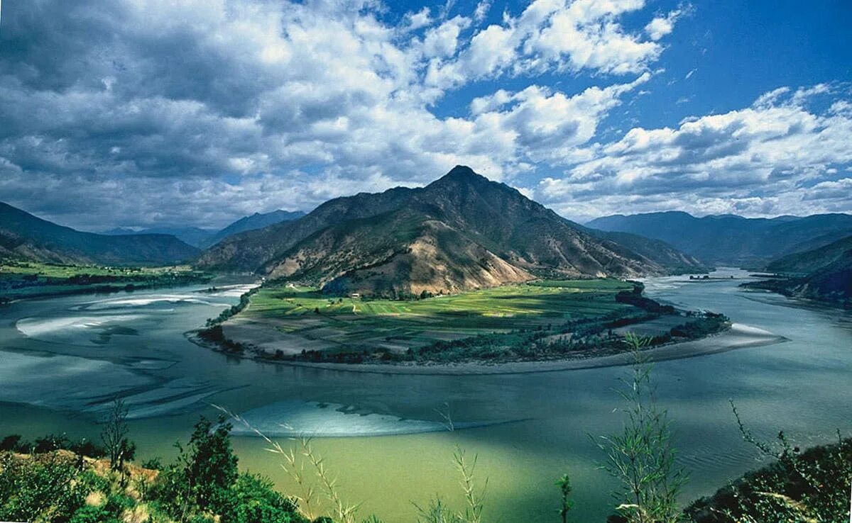 Самая длинная река евразии янцзы. Евразия река Янцзы. Река Янцзы Китай. Янцзы Чанцзян река.