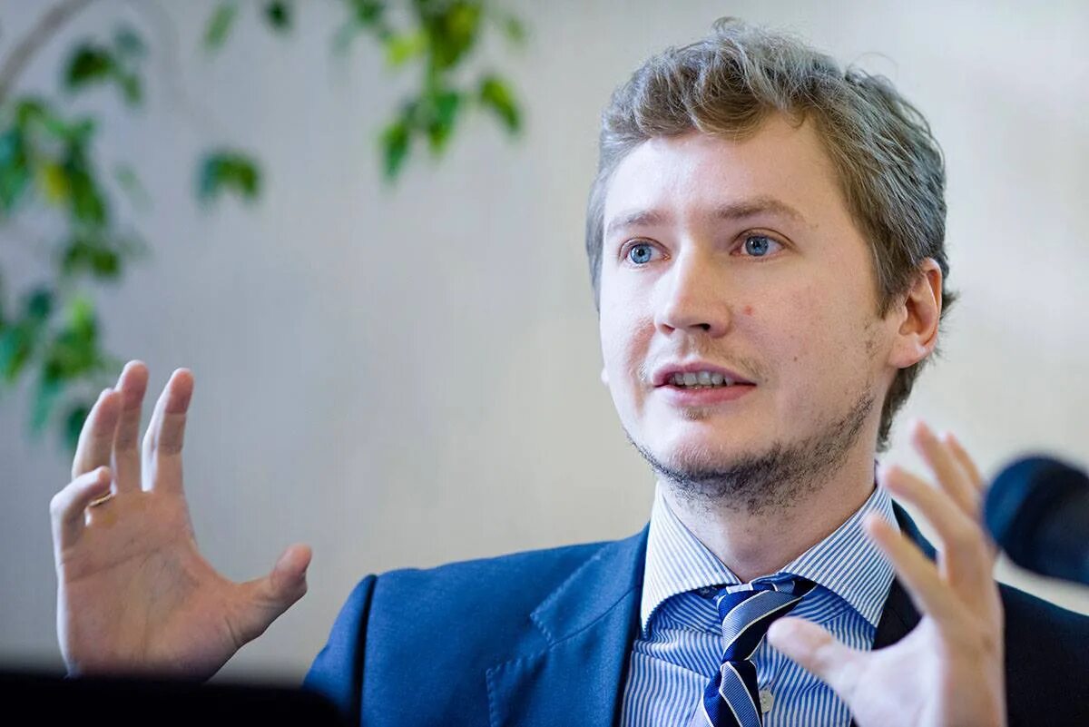Руководитель международных отношений