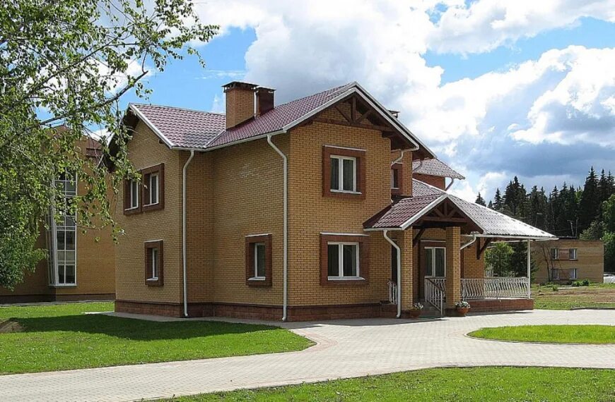 Санаторий пушкино коттеджи. Московская область пушкино район чистые пруды. Коттеджи пушкино. Коттеджи в пушкино. Село введенское одинцовский район.