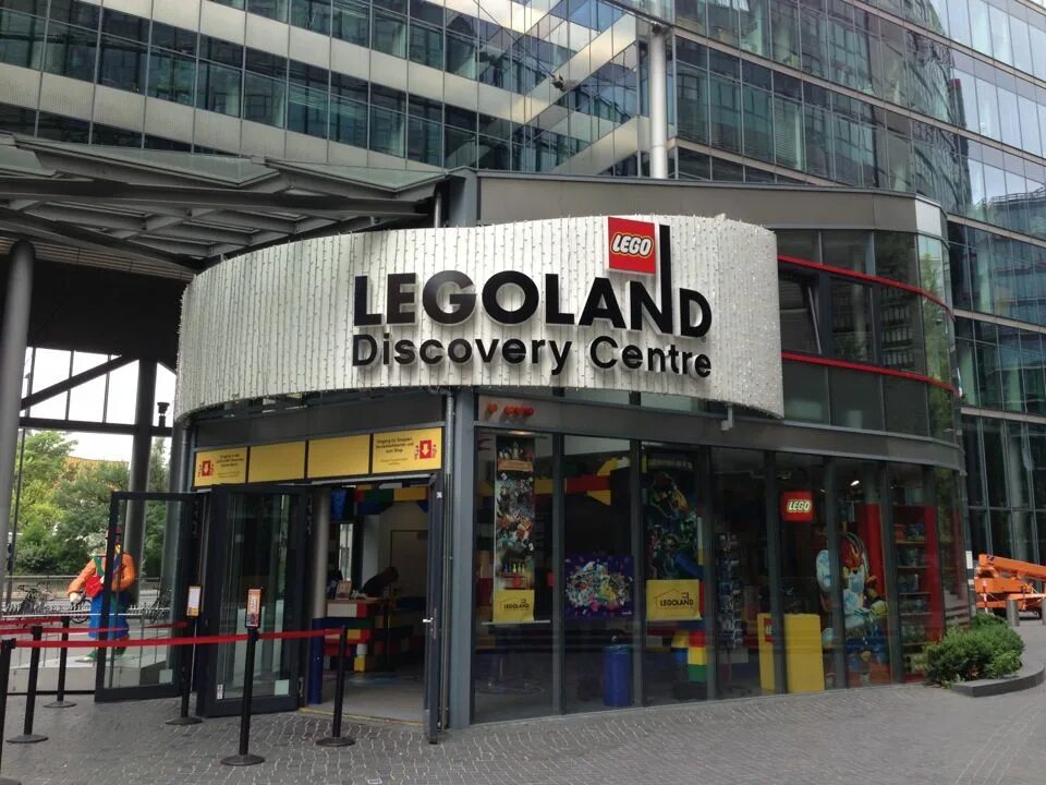 Legoland Discovery Centre Германия. Legoland Берлин. Discovery Center. Дискавери центр