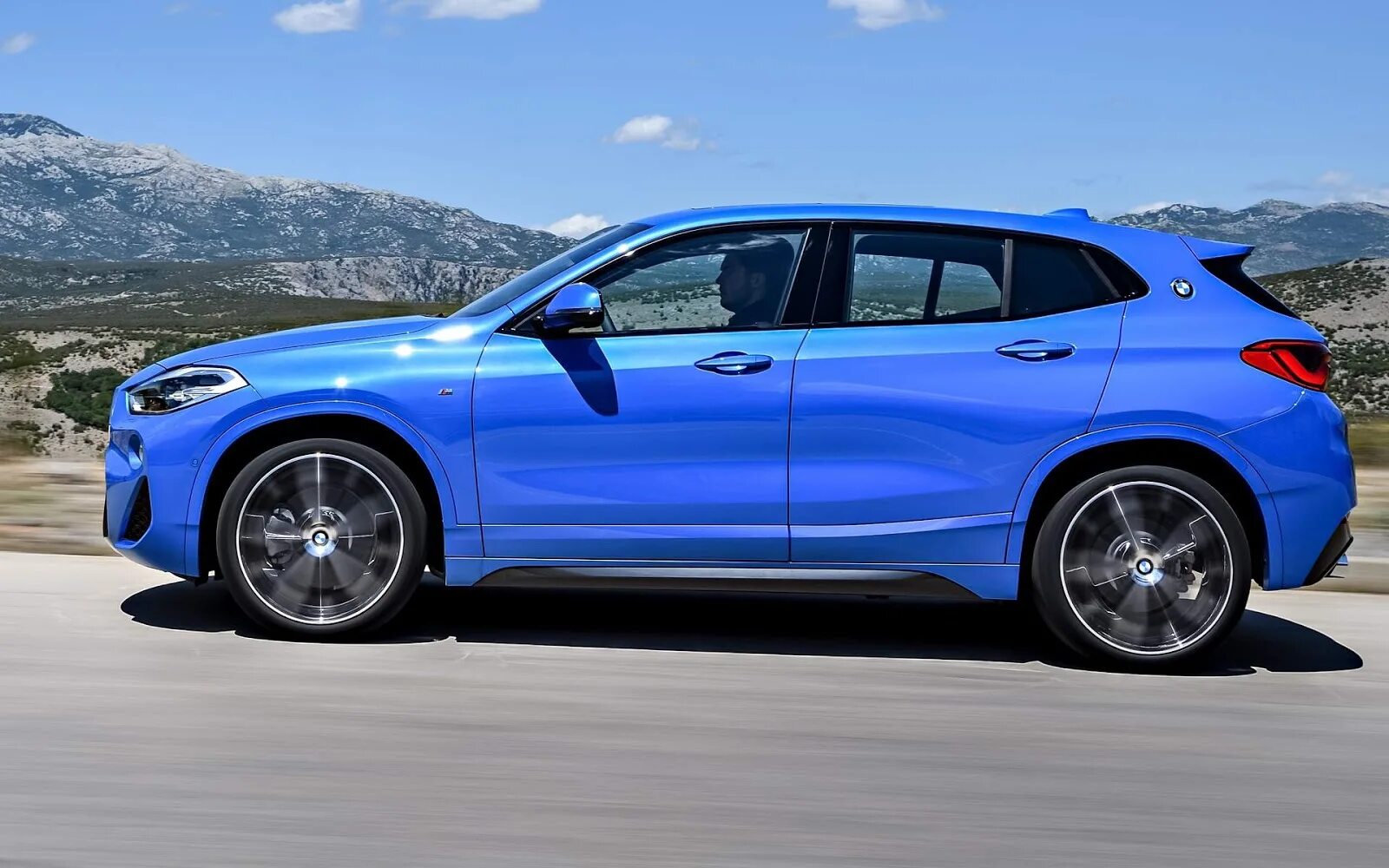 Новый икс 2. Бмв х2 2018. bmw x2. bmw x2 black. бмв икс 2 новый.