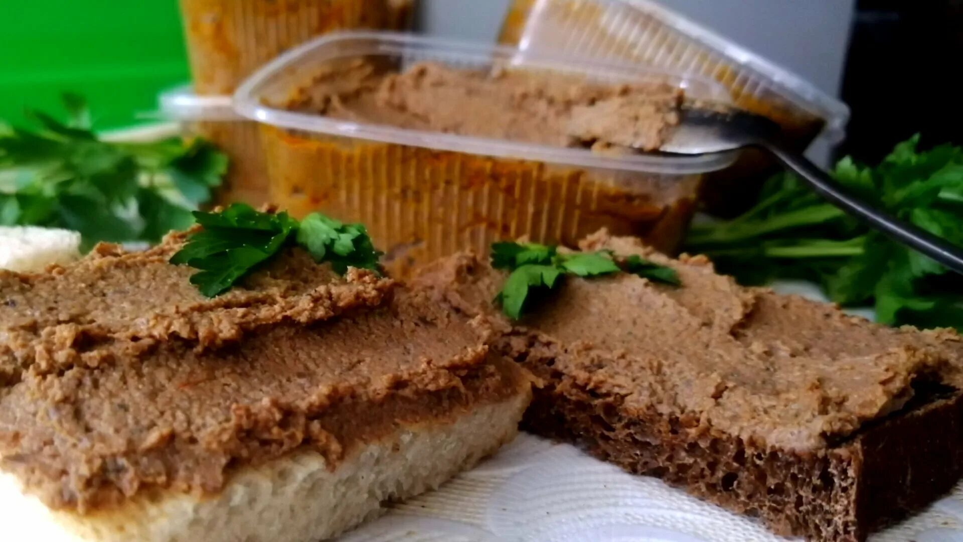 Простой паштет из куриной печени. Печёночный паштет из куриной печени. нежный паштет из куриной печени. паштет домашний ~ 500г. паштет печеночный домашний из куриной печени.