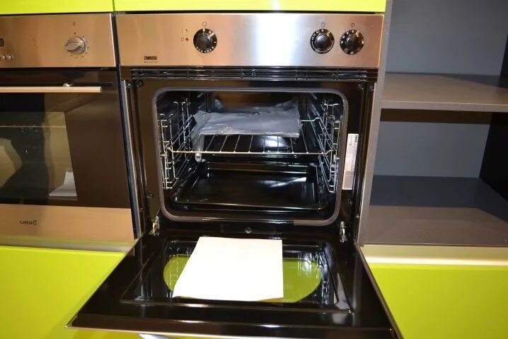 Духов занусси шкаф электрический. Газовый духовой шкаф zanussi zbg 732 x. zanussi built in духовой шкаф газовый. кухонная духовка газовая встраиваемая zanussi. занусси built in духовка.