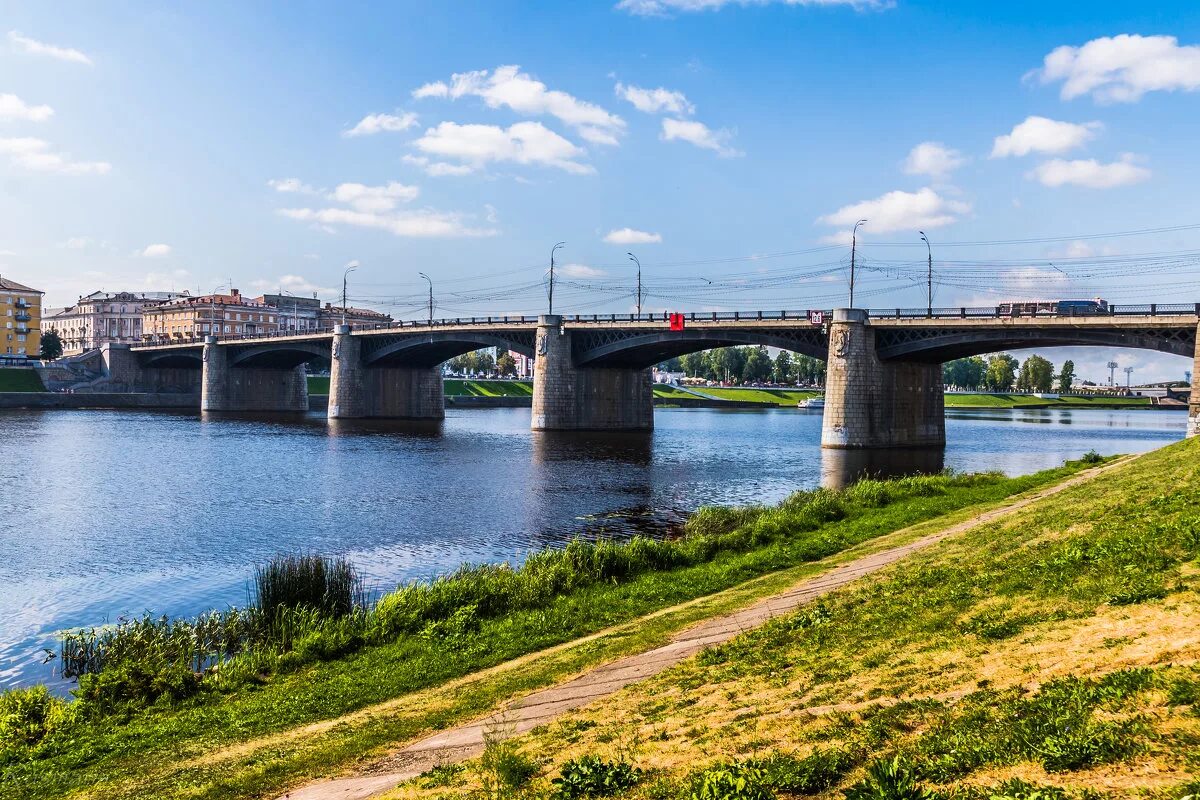 Нововолжский мост Тверь. Новый Волжский мост Тверь. Нововолжский мост в Твери через Волгу. Мост через реку Волга в Твери. New most info