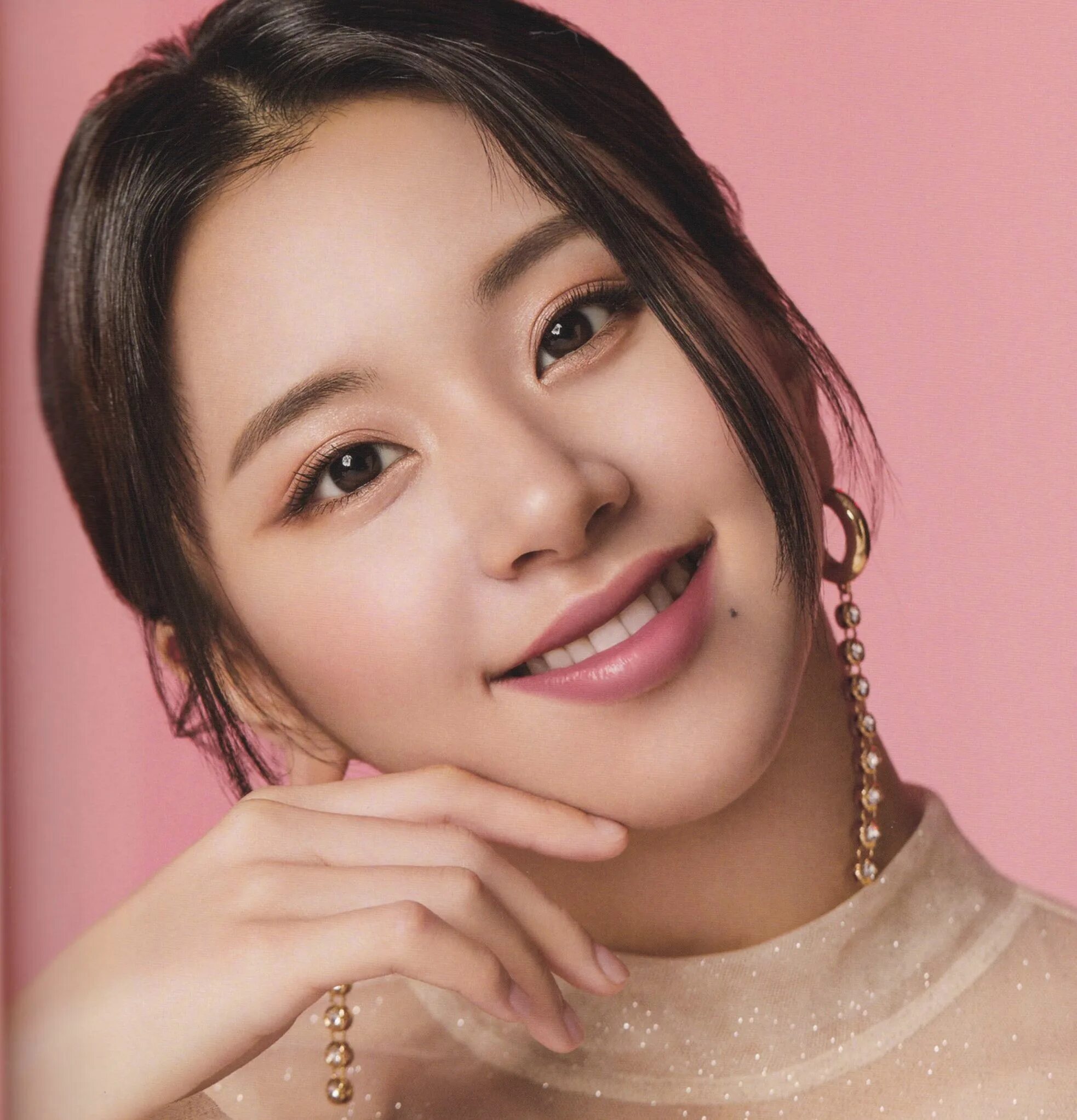 Twice джихе. Son chaeyoung. Чеен и джихе. Chaeyoung из twice. Twice чеен.