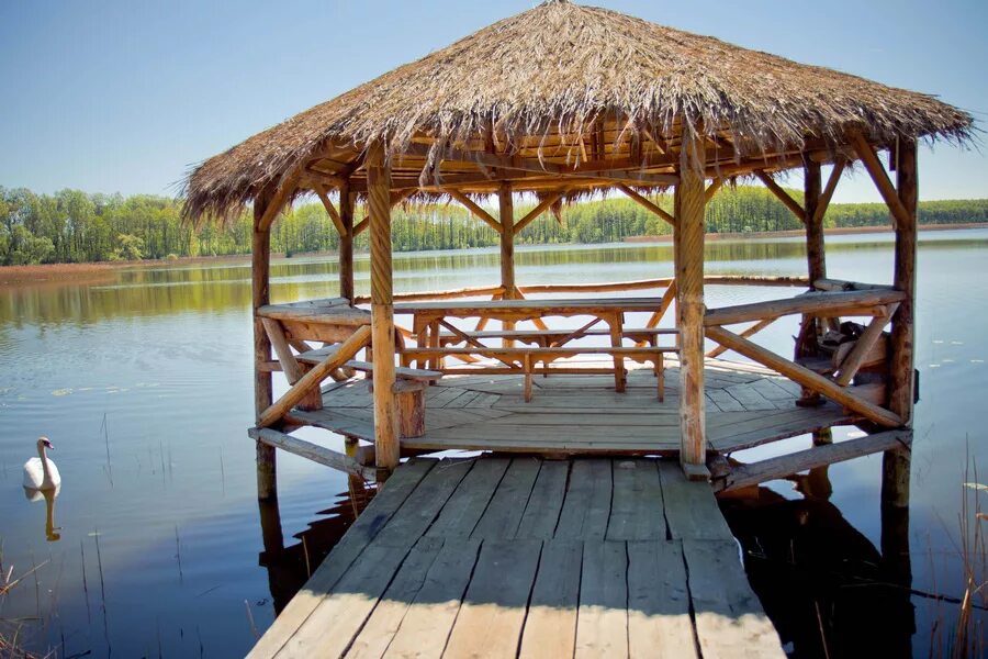 Беседка озеро Иванча Молдова. Беседка на воде. Беседки для отдыха. Беседка у реки. Беседка на острове