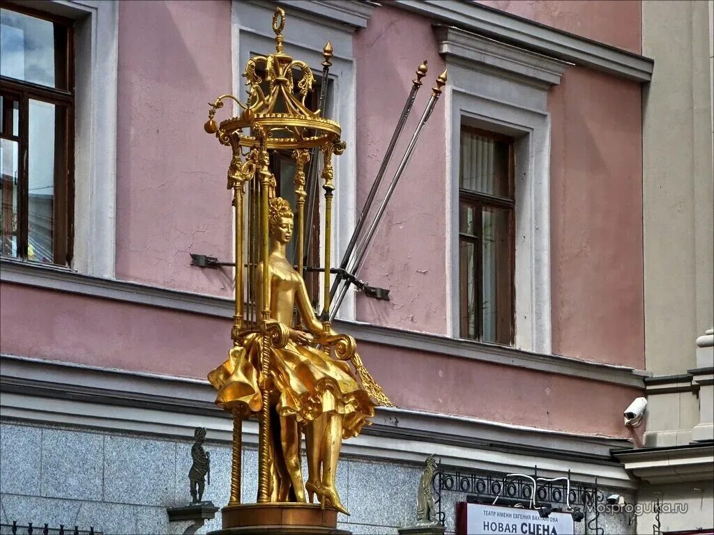 Принцесса турандот памятник. Принцесса турандот памятник. Принцесса турандот памятник. Фонтан-памятник принцесса турандот. Принцесса турандот памятник.