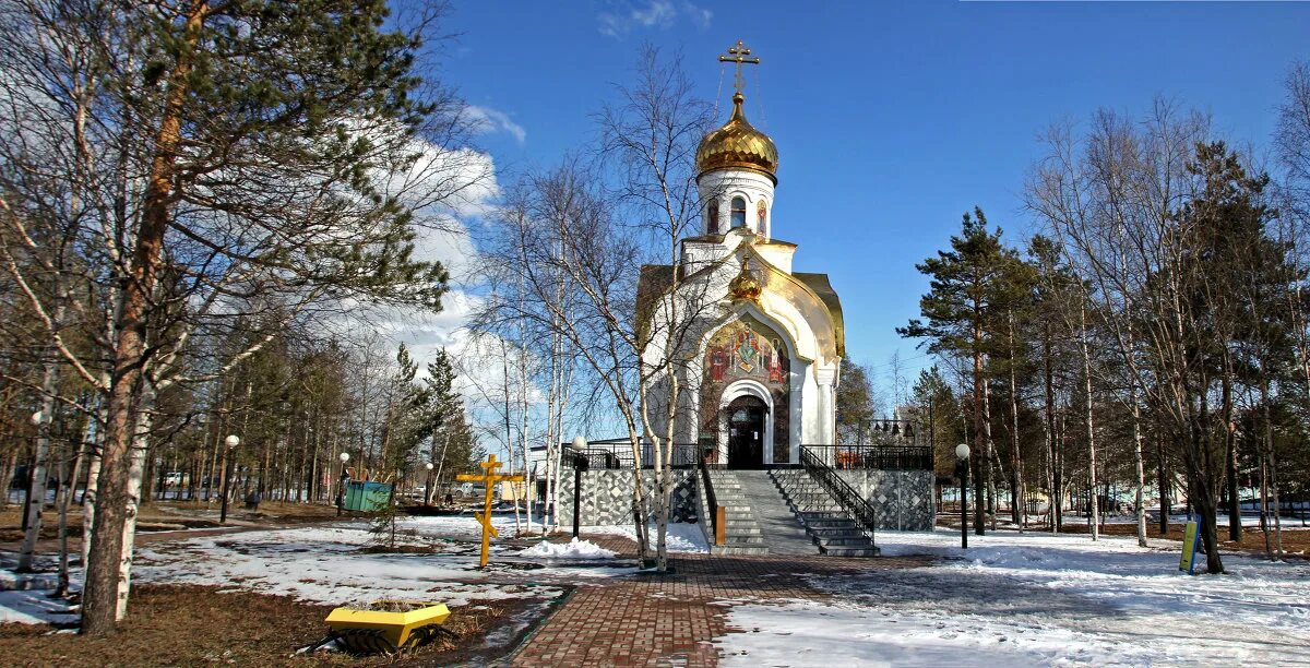 храм луки сургут