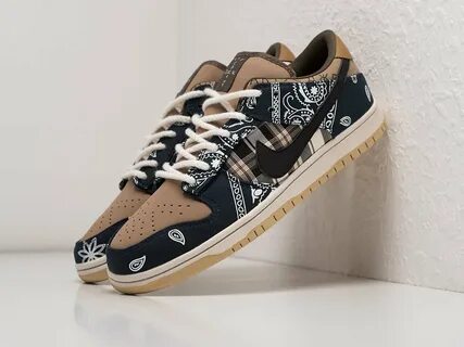 Nike x travis sb dunk low