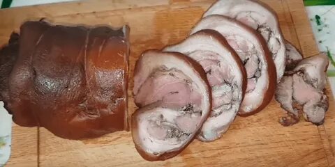 Рулет из рульки запеченный в духовке