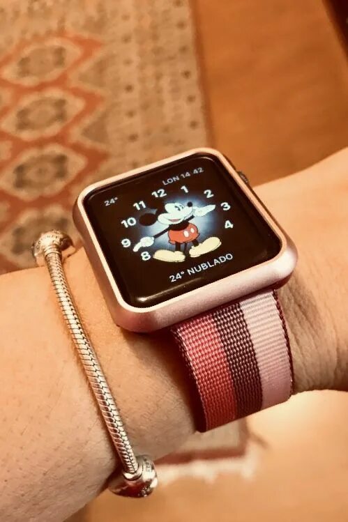 Apple watch 10 rose gold. Apple watch 10 rose gold. Эпл вотч 5 розовое золото. Apple watch 10 rose gold. Apple watch 2022.