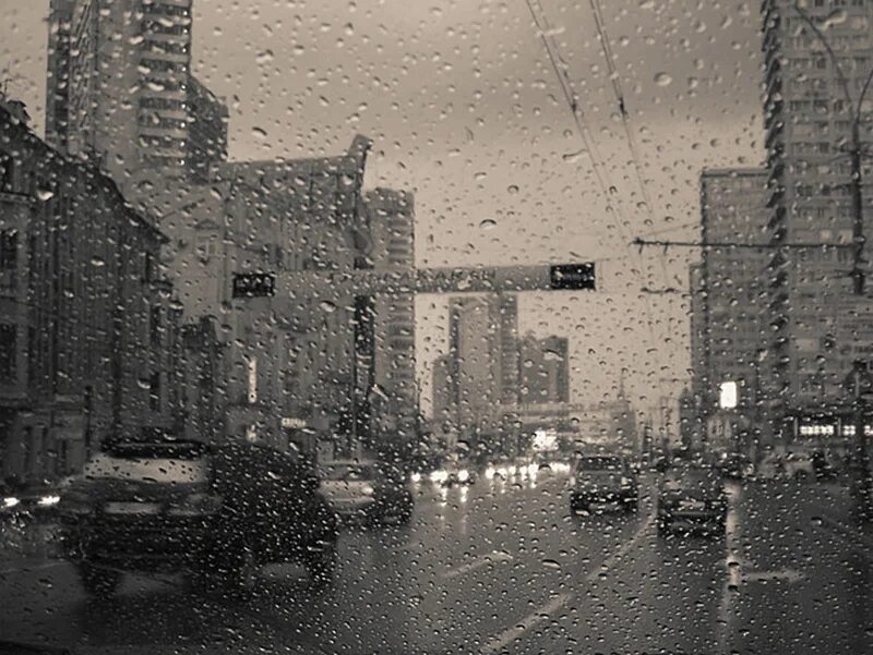 Серая осень город. Пасмурный город. Дождь в городе. Дождливый серый день в городе. Давно не был в этом городе