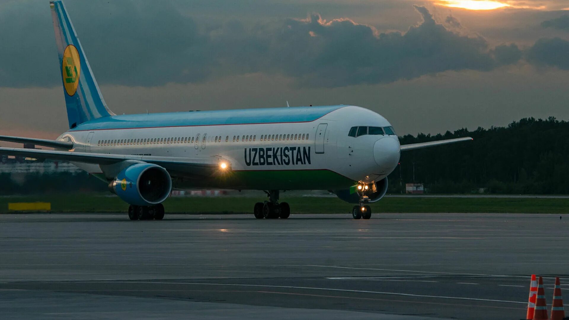 Airbus a320neo узбекские авиалинии. A320neo uzbekistan airways. Узбекистан можно ли лететь. Узбекистан можно ли лететь. Москва ташкент.