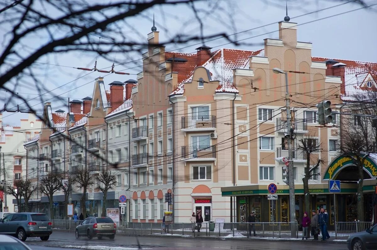 Калининград пр ленинский. Ленинский проспект Калининград. Калининград улицы Ленинский проспект. Ленинский проспекткаленинград. Хрущевки Ленинский проспект Калининград.