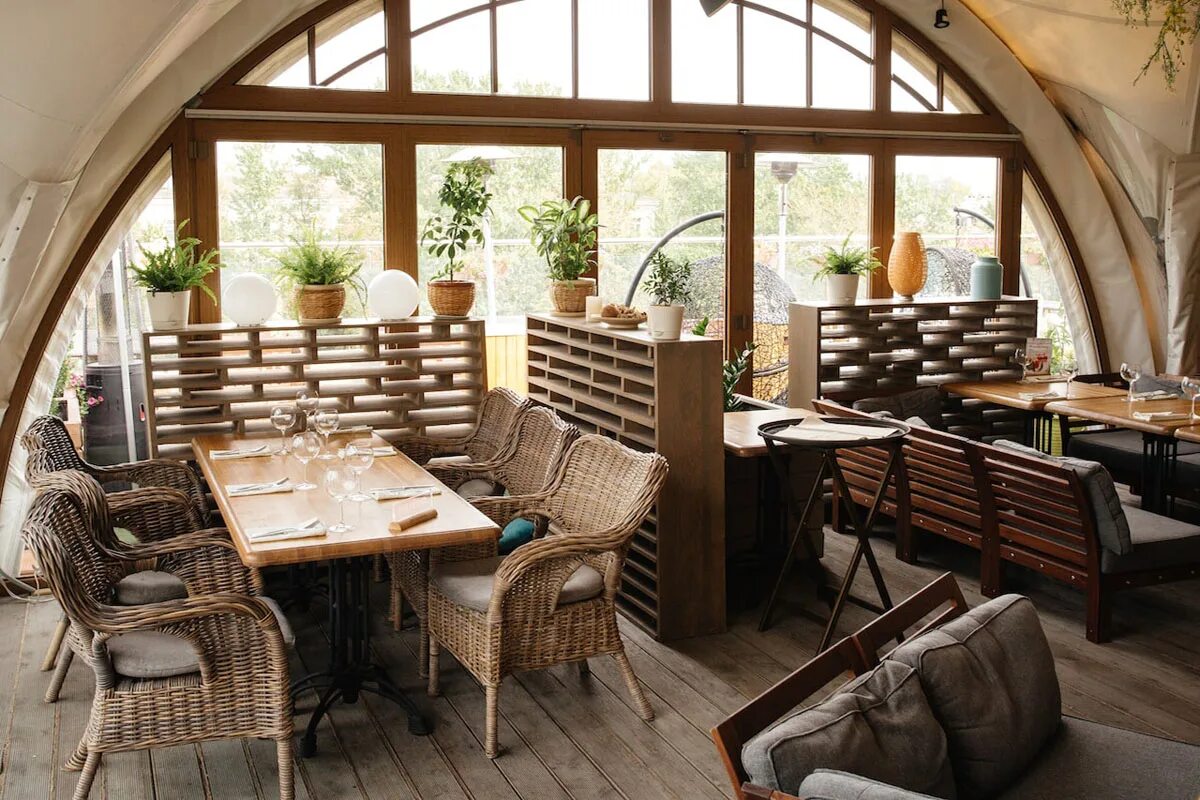 кафе на кладбище в индии. уют кафе дальняя дача. уютное кафе. уютное кафе кладбище. уютное кафе кладбище.