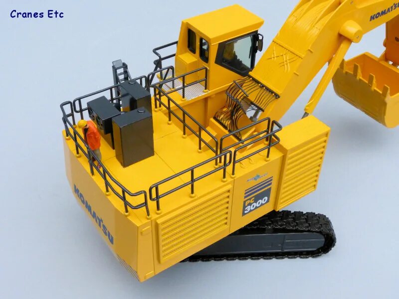 Экскаватор 3000. Коматсу PC 3000. Komatsu pc3000. Pc3000 прямая лопата Komatsu. Масштабная модель экскаватора Komatsu PC 3000.