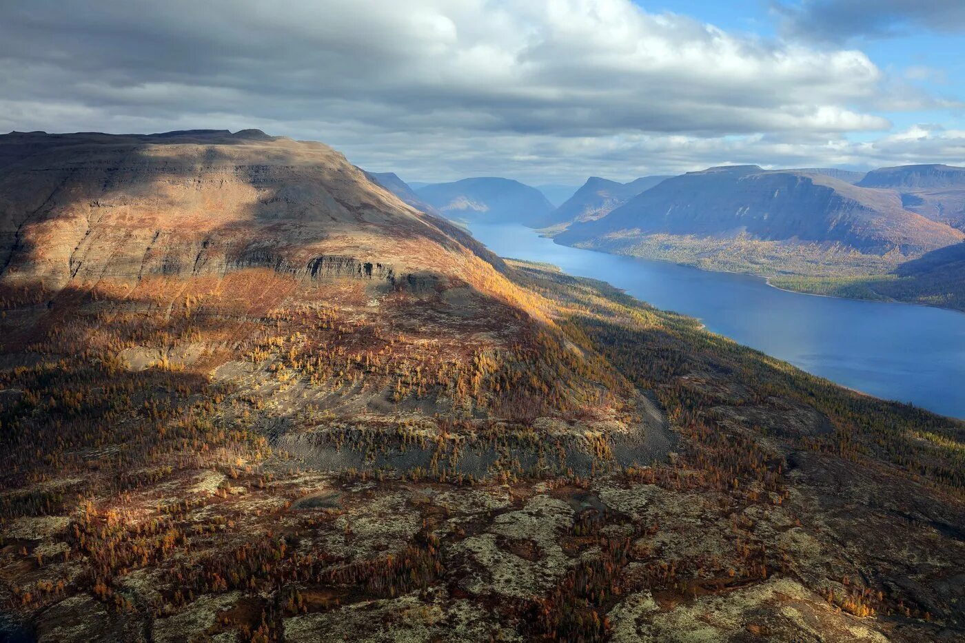 таймыр озеро лама. плато путорана грандиозный горный. таймыр плато путорана. полуостров камчатка на карте. плато путорана норильск.