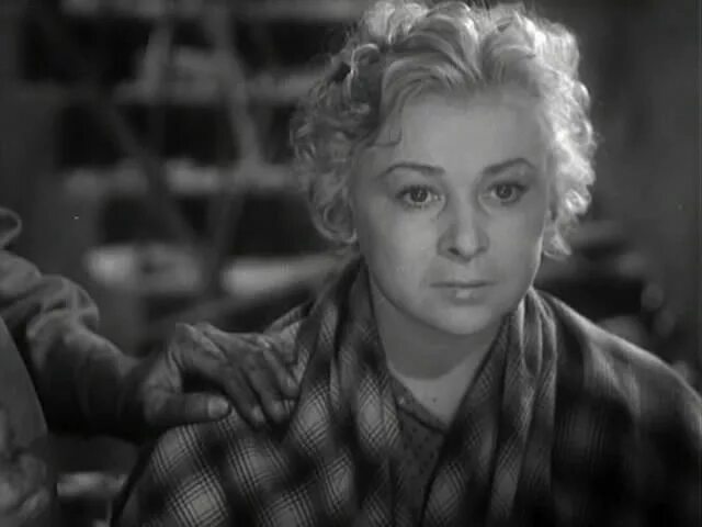 Валентина серова фильмы фото Valentina Serova in "Four Hearts" (1941) Soviet fashion, Women, Fashion
