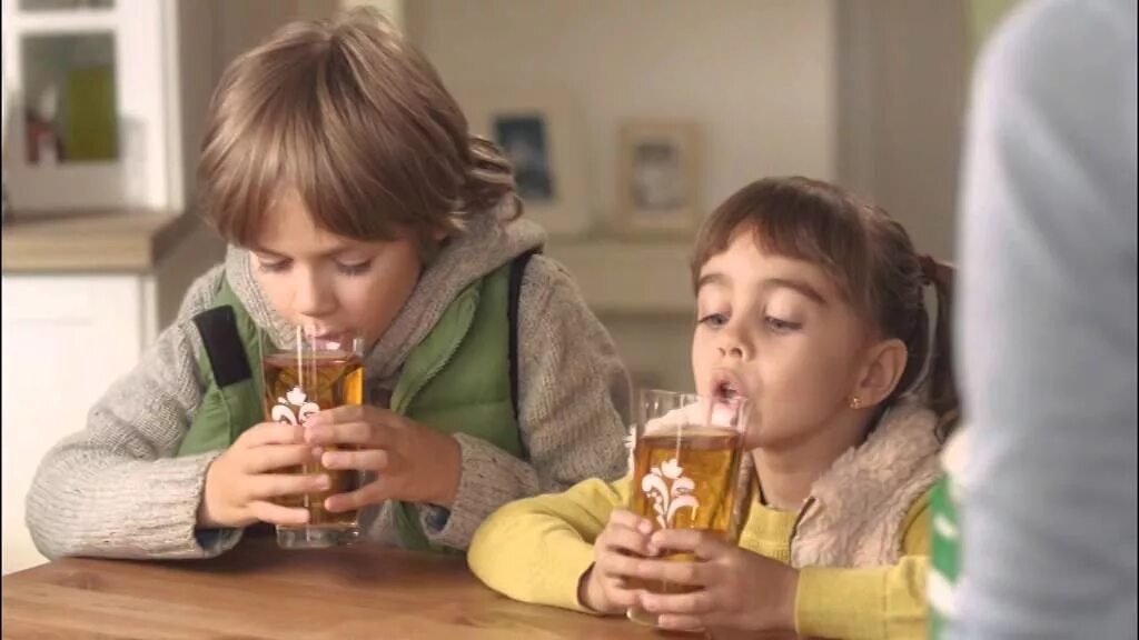 Пей и добрей. Сок добрый реклама. Реклама сока. Рекламные. Ролики. Сока. Добрый.. Реклама сока с детьми.