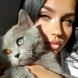 Она как кошка