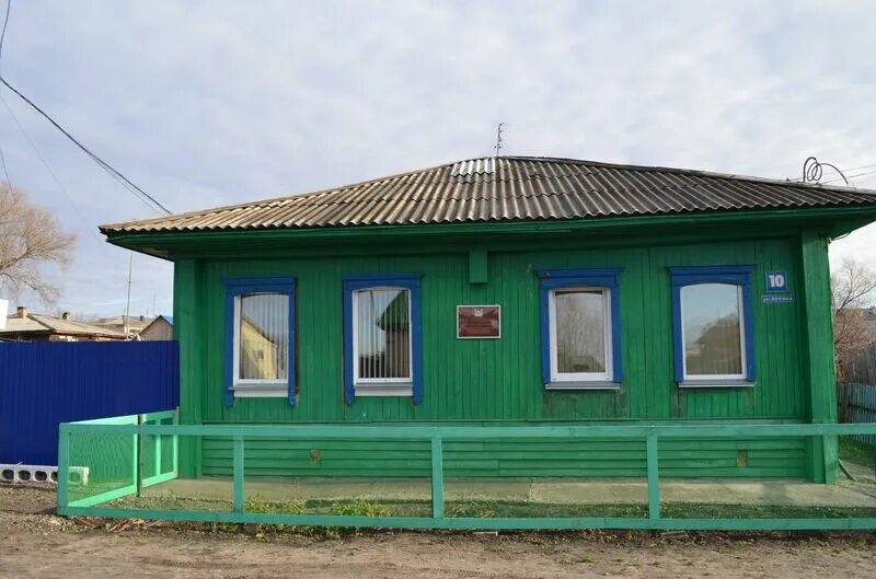 Сельский клуб. Мишкино дк. Сельский дом культуры. Поселок солидарность улица лесная 22 елец. Мбоу сош лицей 1 мишкино.