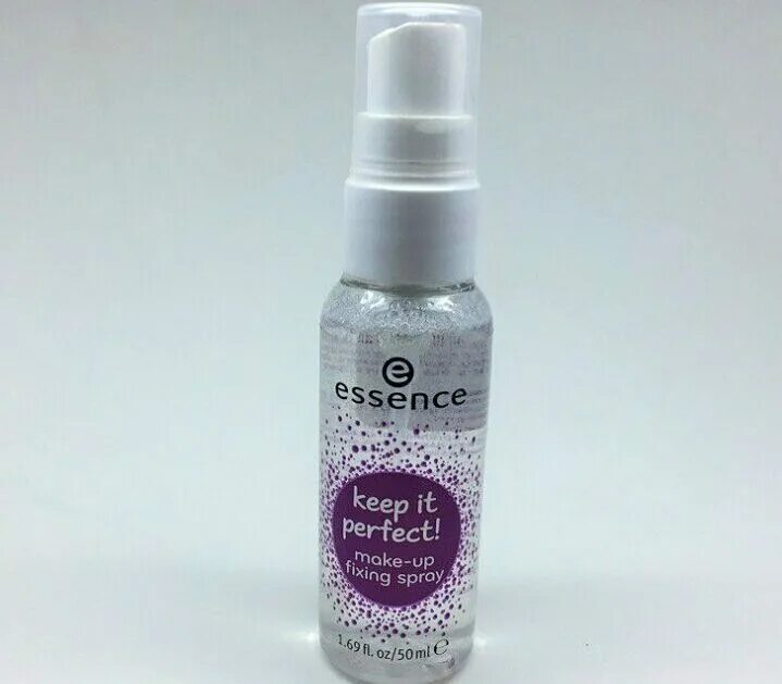 Is essential to keep. Фиксатор макияжа Essence keep it perfect! Make-up fixing Spray 50 мл. Фиксатор для макияжа Эссенс. Спрей фиксатор для макияжа Эссенс. Спрей для стойкости макияжа.