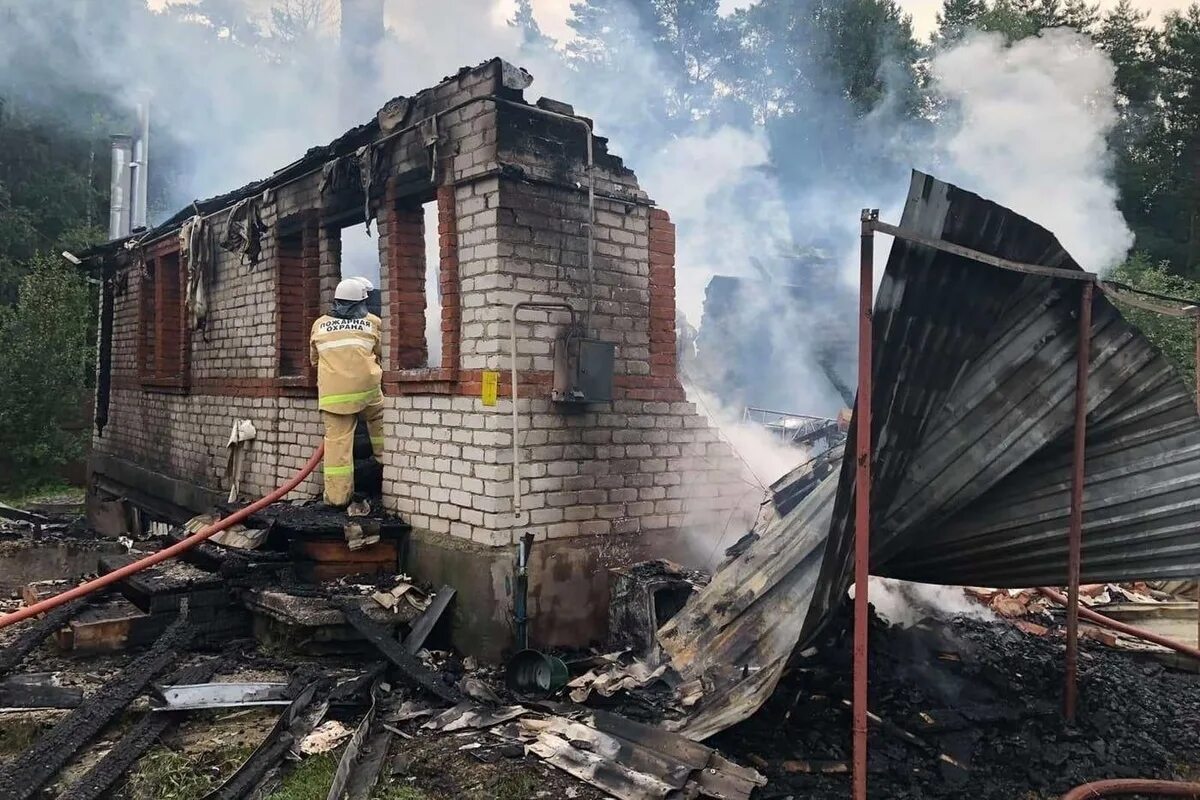 Сгорел дом Смоленск Смоленская. Пожар в Вязьме. Пожар в Хиславичском районе. 5.Техногенные пожары. Спасся из горящей трои 4 букв