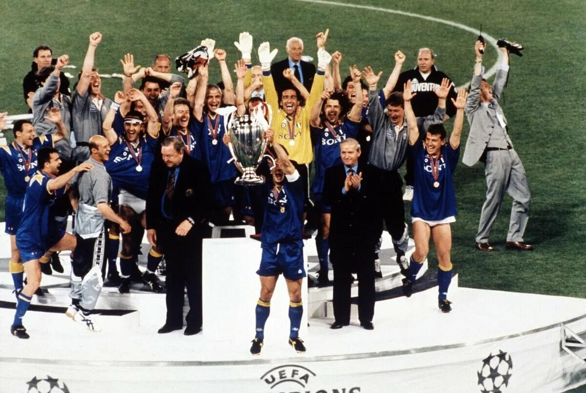 Лч 1996. Ювентус победитель лиги чемпионов 1996. Фк ювентус 1996. Финал 1996. Ювентус 1996 лига чемпионов.