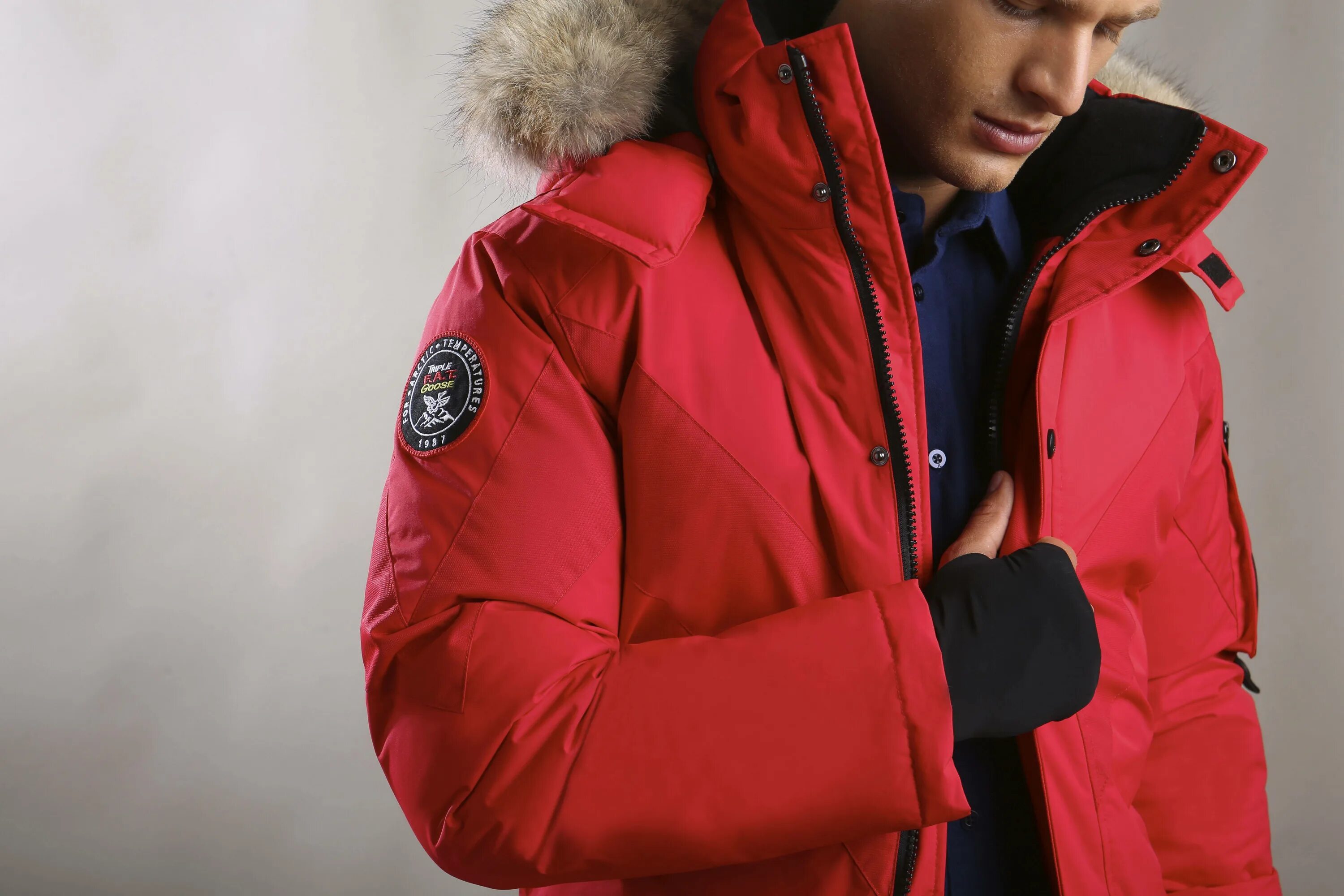 Купить лучшую зимнюю куртку. Канада Гус куртка мужская 2022-2023. Canada Goose 2020 мужская. Canada Goose Expedition Grey.