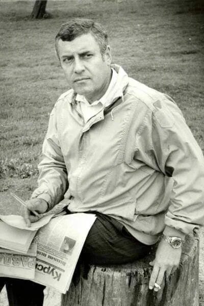 Коллега и земляк. Портрет василия пескова. Евреи герои вов. Рассказ про покрышкина. Данил иванов автосервис.