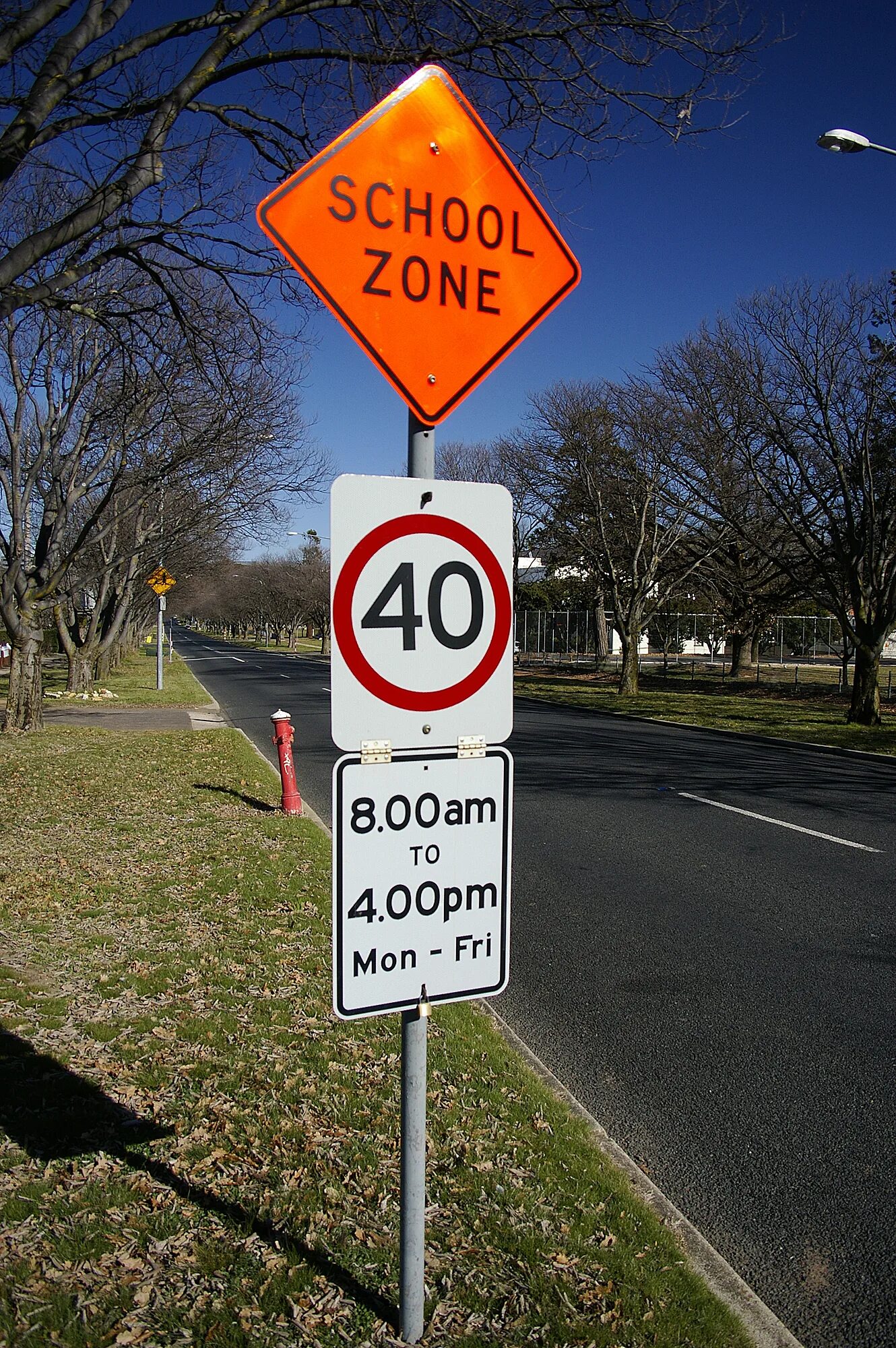 Zone limited. School Zone sign. Американский знак no Zone. Дорожный знак зона 50 1920 на 1080. Private Zone sign.