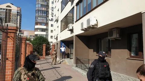 Журналистов 24