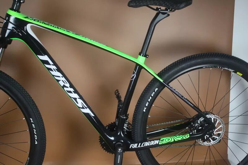 Карбоновый МТБ велосипед. Thrust Carbon Bike 2022. Thrust Carbon Bike. Велосипед Champ Pro 16 под карбон.