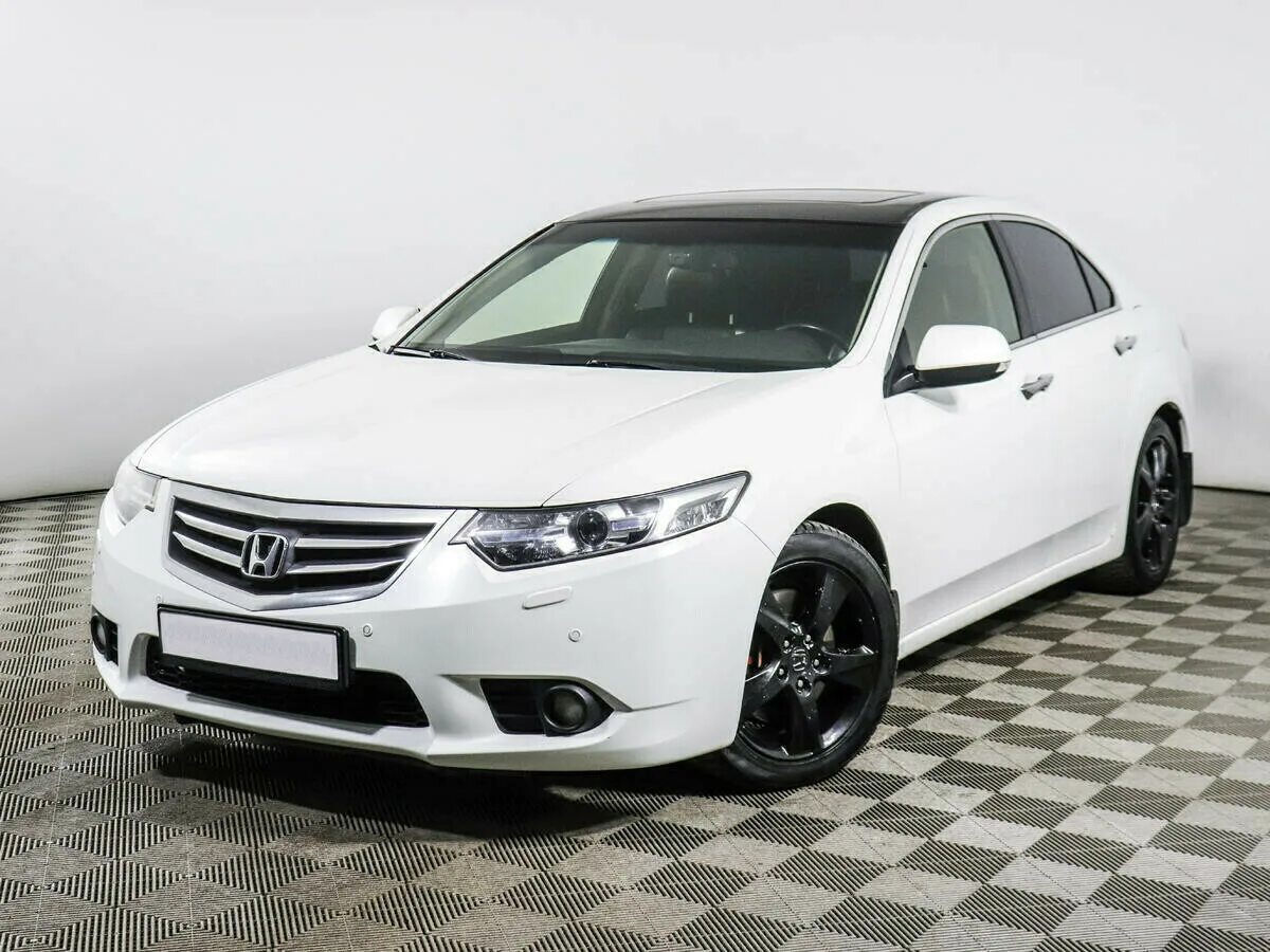 Купить хонда 2012 года. Honda Accord 2012. Honda Accord Restyling 2012. Honda Accord 9 2.4. Honda Accord 8 2012.