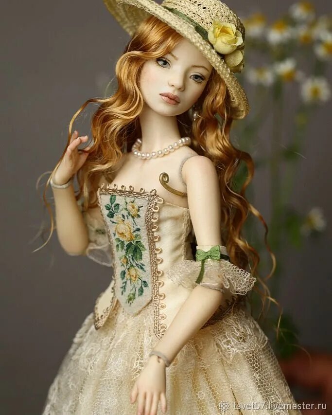 Фарфоровая кукла в клетчатом платье. Как зовут девушку из фарфоровая кукла. Куклы бжд марины бычковой. Фарфоровые куклы марины бычковой. Шарнирные куклы марины бычковой.