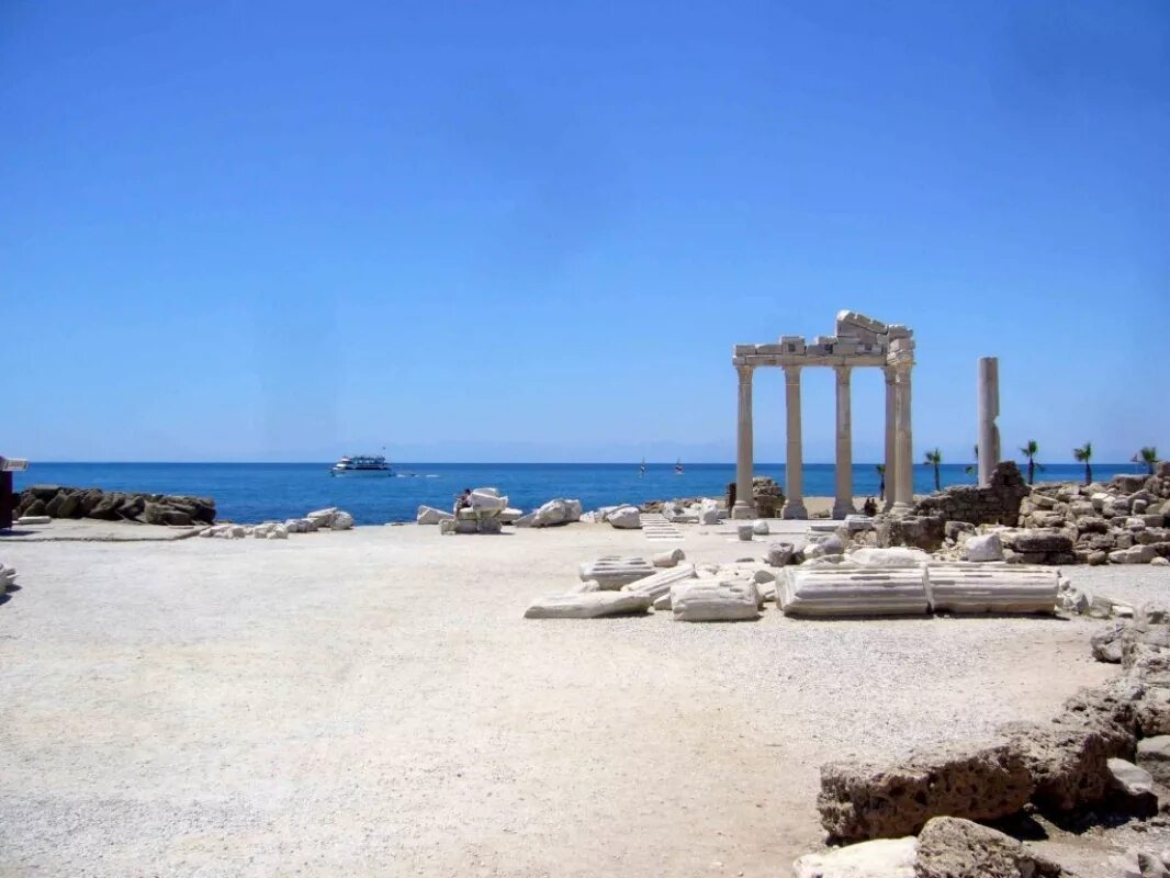 сиде турция. антик сиде турция. снимали сиде. средиземное море сиде. средиземное море сиде.